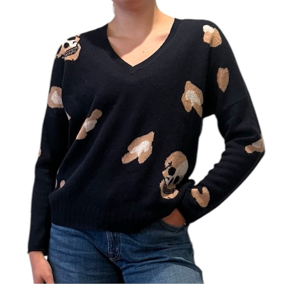 Skull Cashmere 100% Cashmere Navy Leopard Lightweight Knit V Neck Sweater Small - Picture 1 of 8